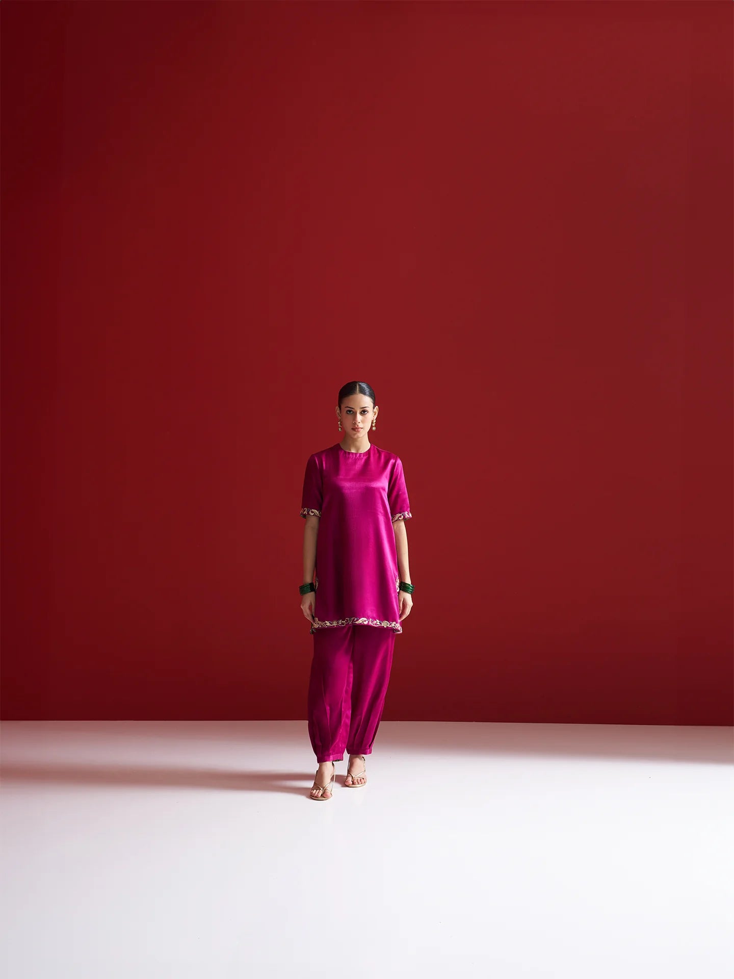 MULBERRY WOOD PURPLE EMBROIDERED KURTA WITH PANTS