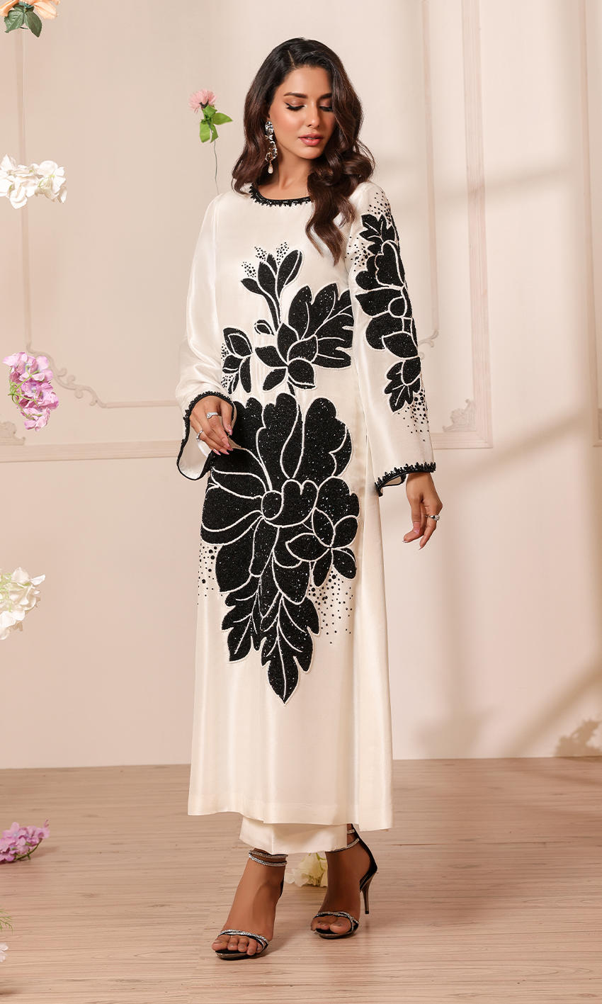 White 3D flowers luxe 3pc