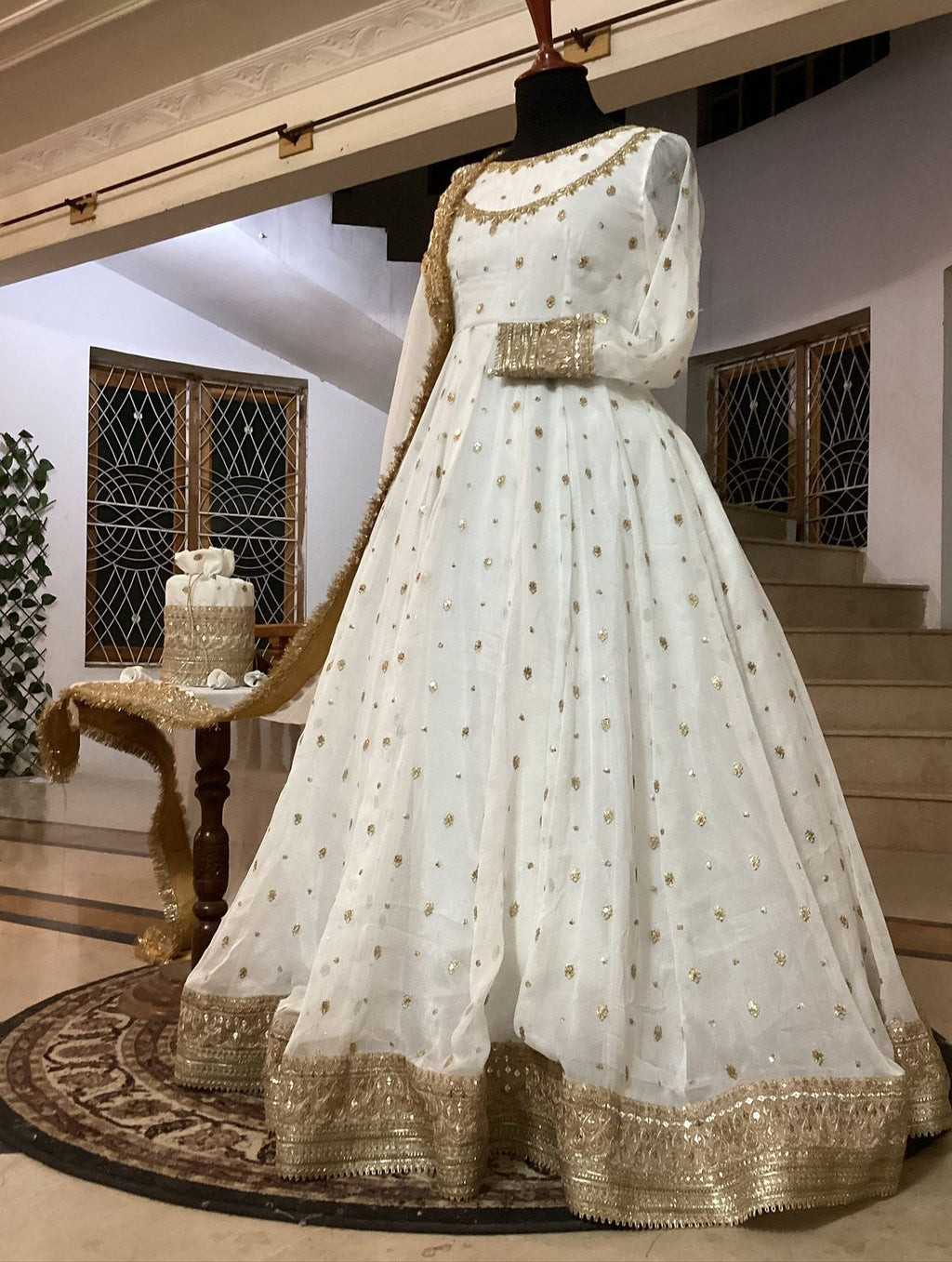 Luxurious pearl Maxi 3pc