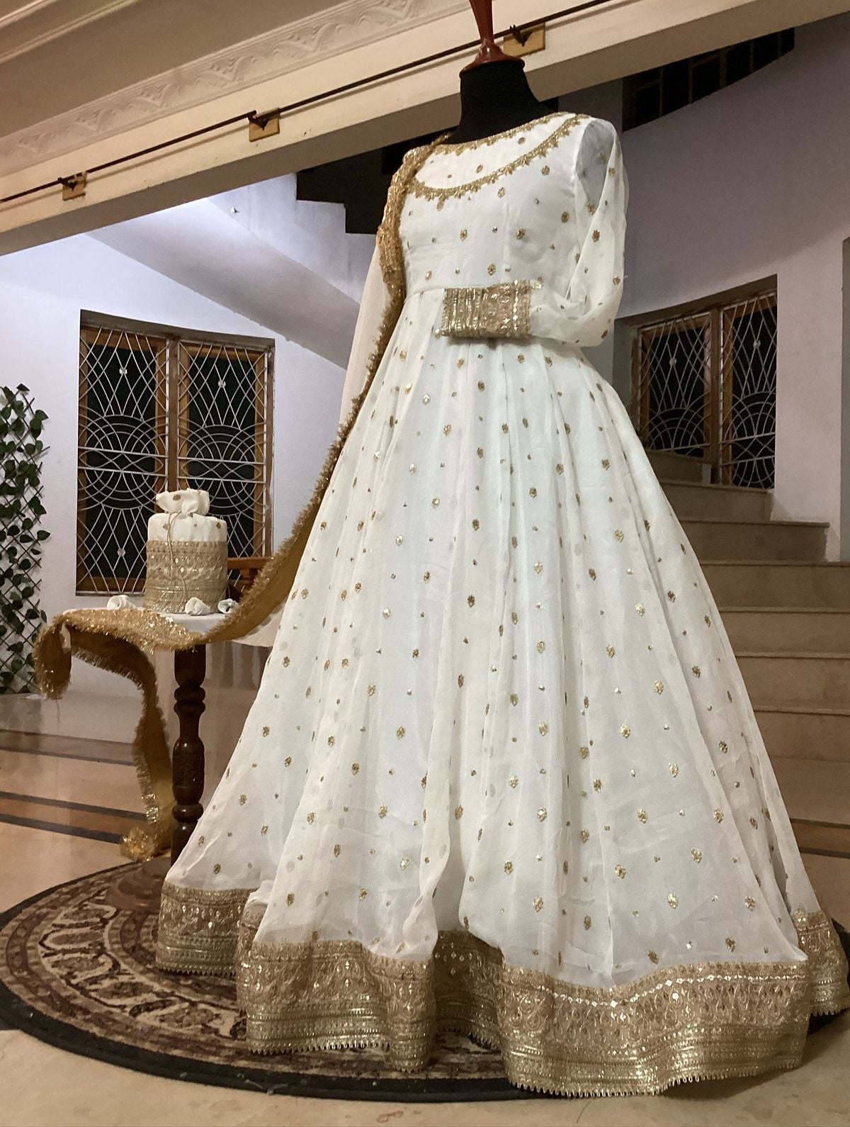 Luxurious pearl Maxi 3pc