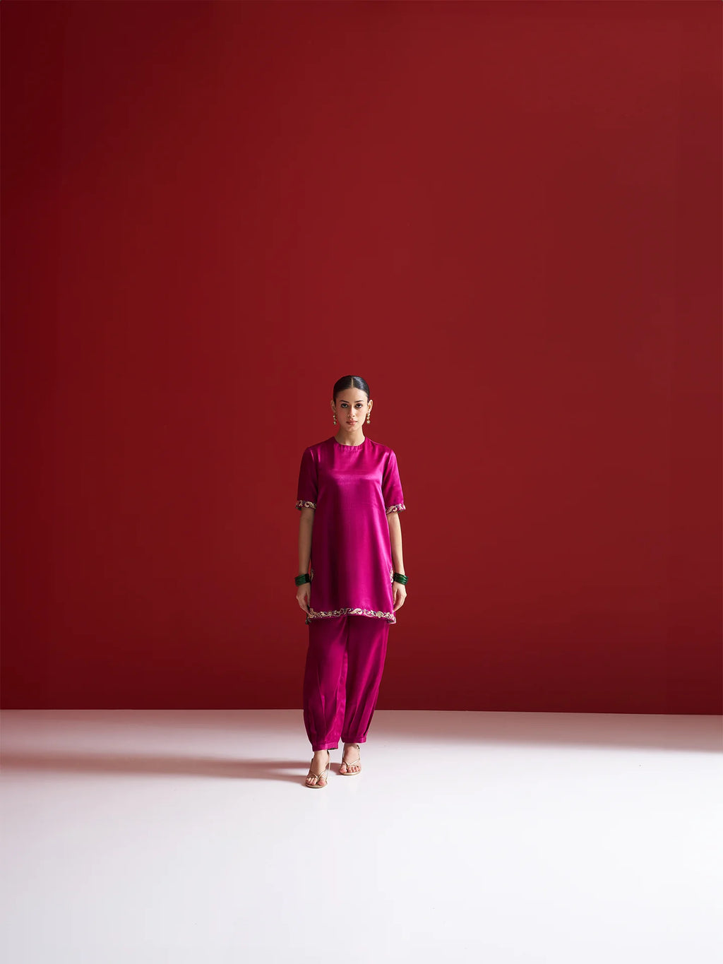 MULBERRY WOOD PURPLE EMBROIDERED KURTA WITH PANTS
