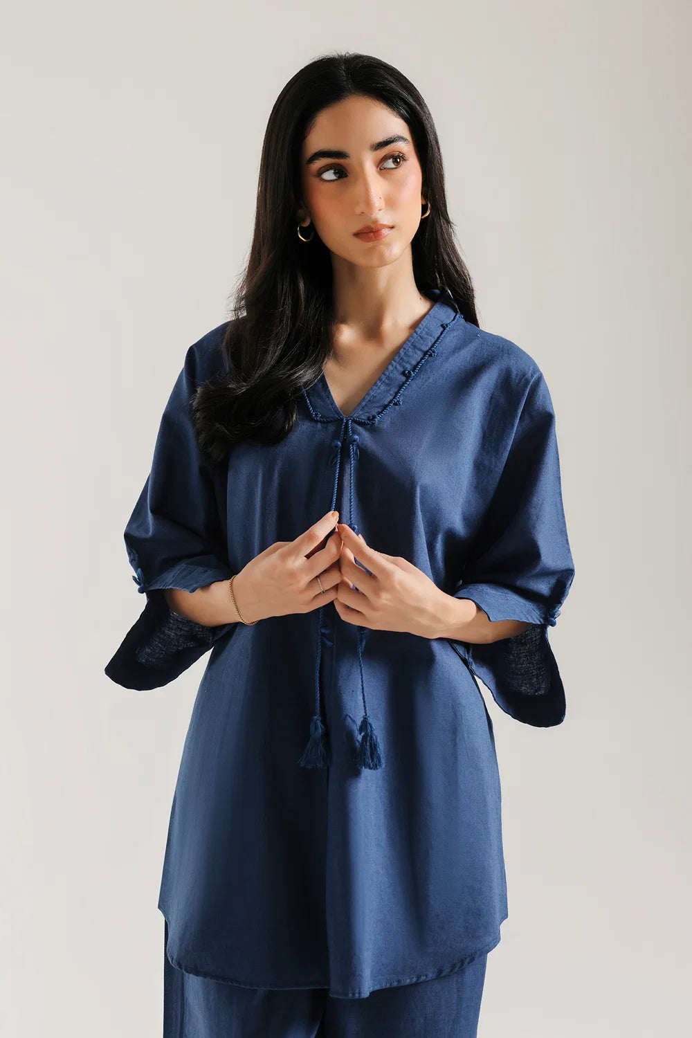 Solid blue cordset