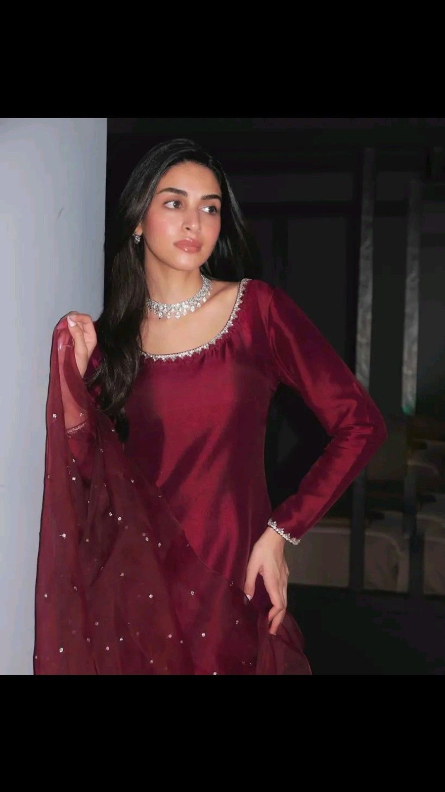 Luxury Maroon Pret