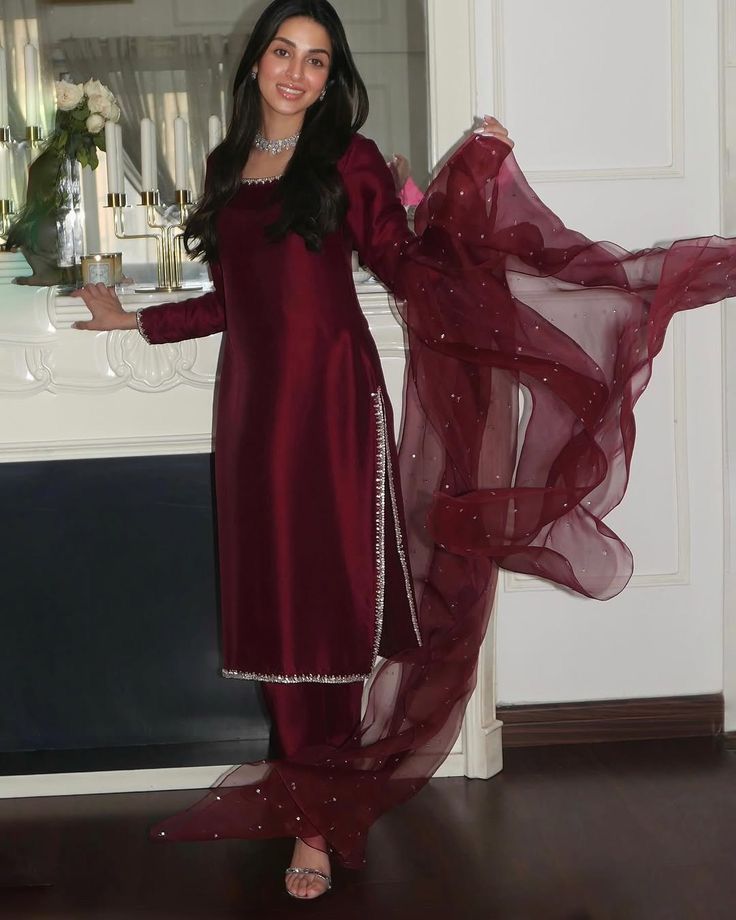 Luxury Maroon Pret