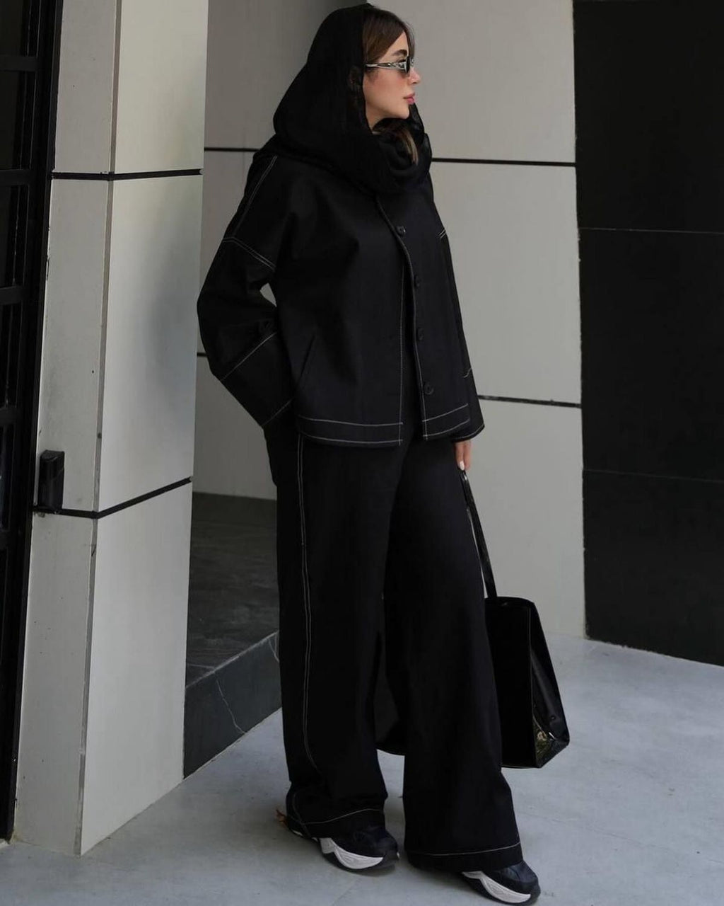 Elegant Blkjack CordSet