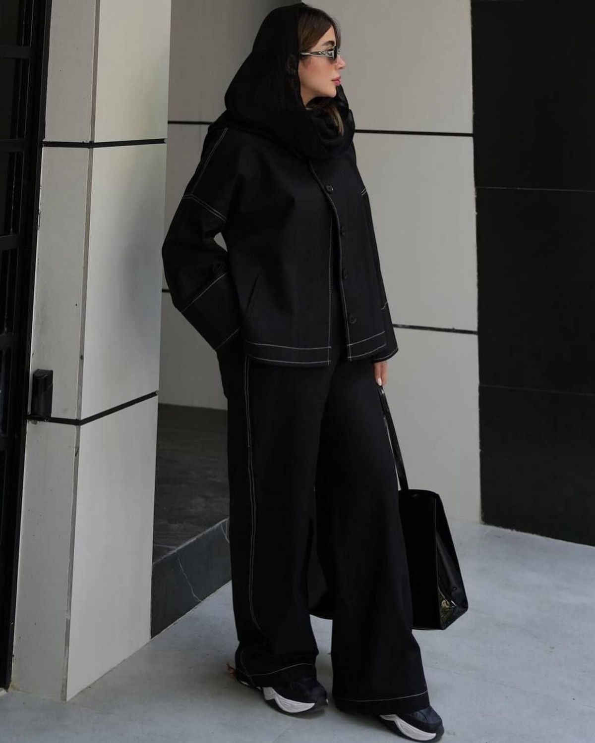 Elegant Blkjack CordSet