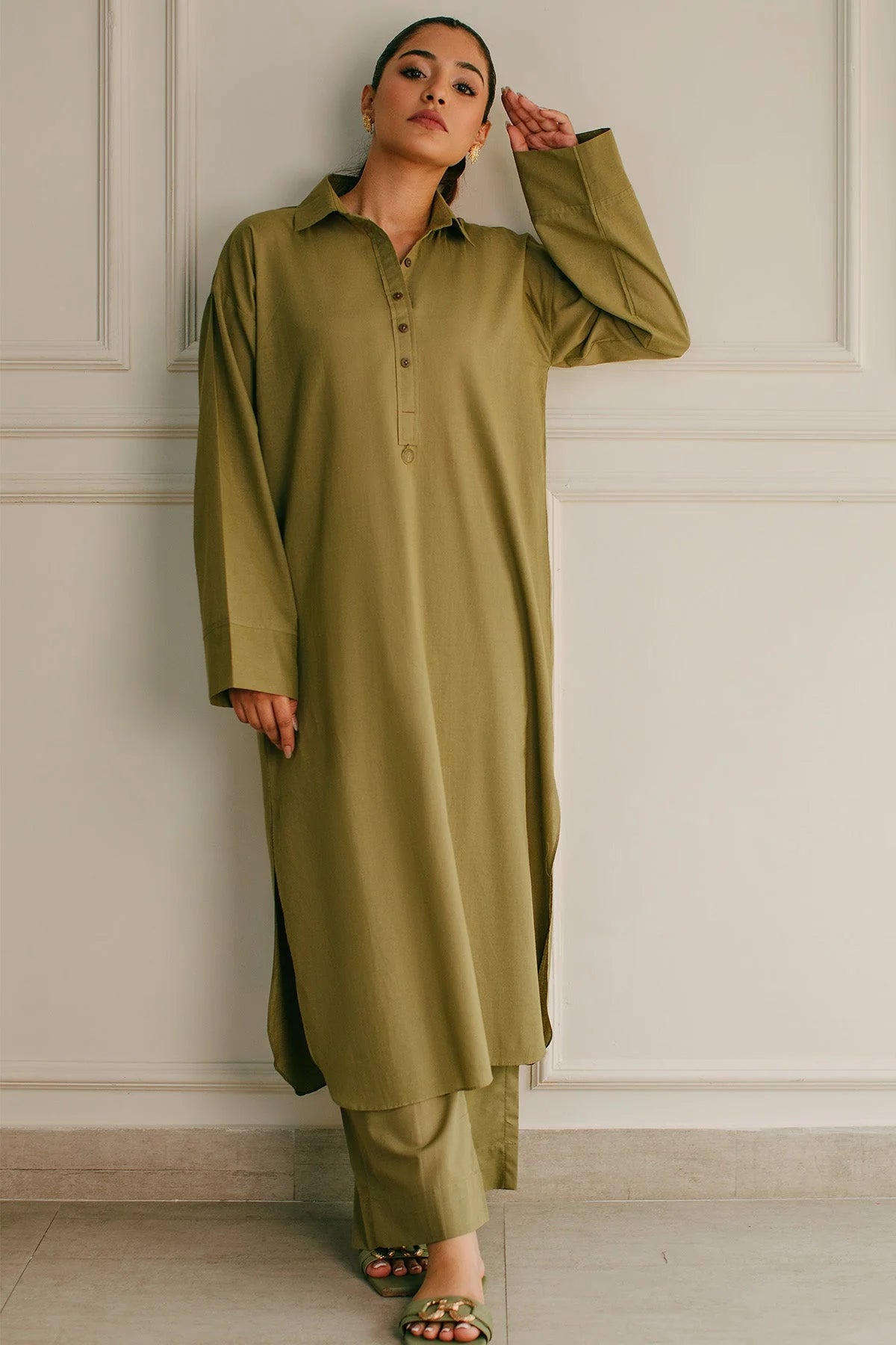 2 Pcs Basil  Suit