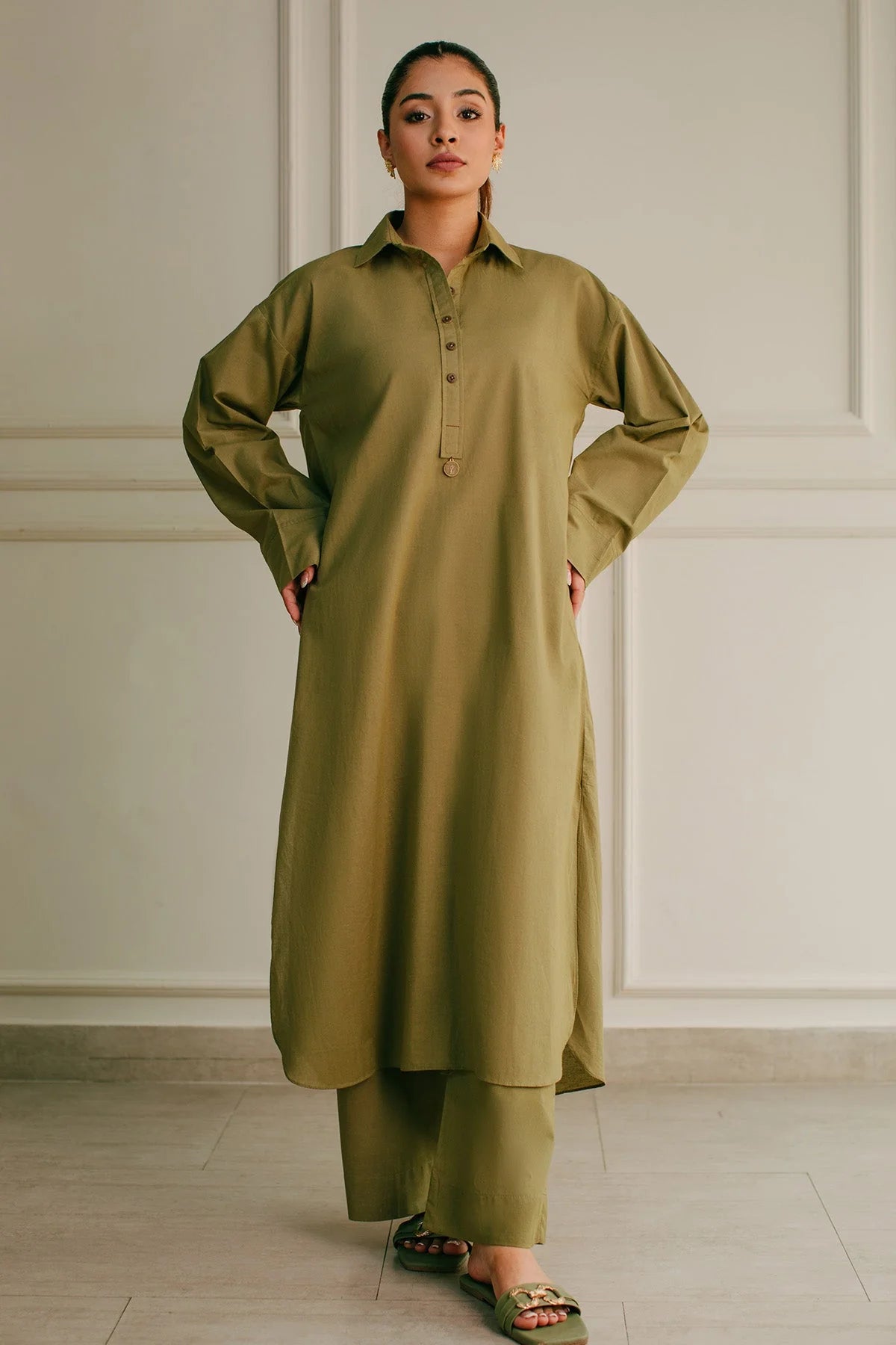 2 Pcs Basil  Suit