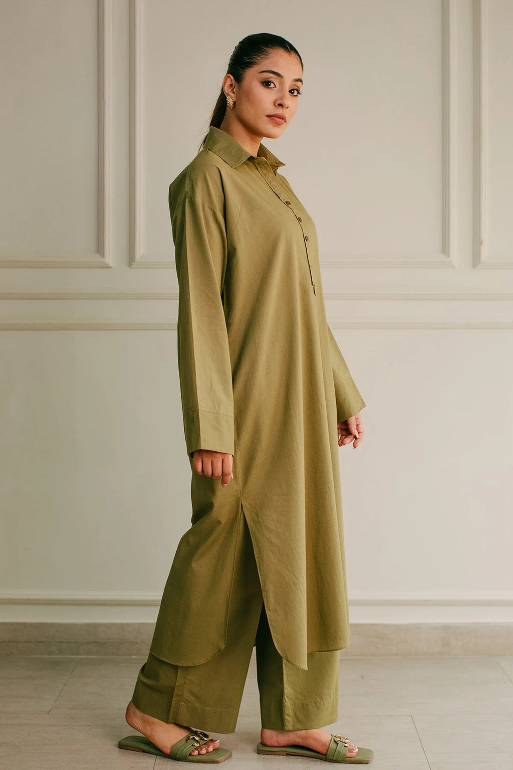2 Pcs Basil  Suit