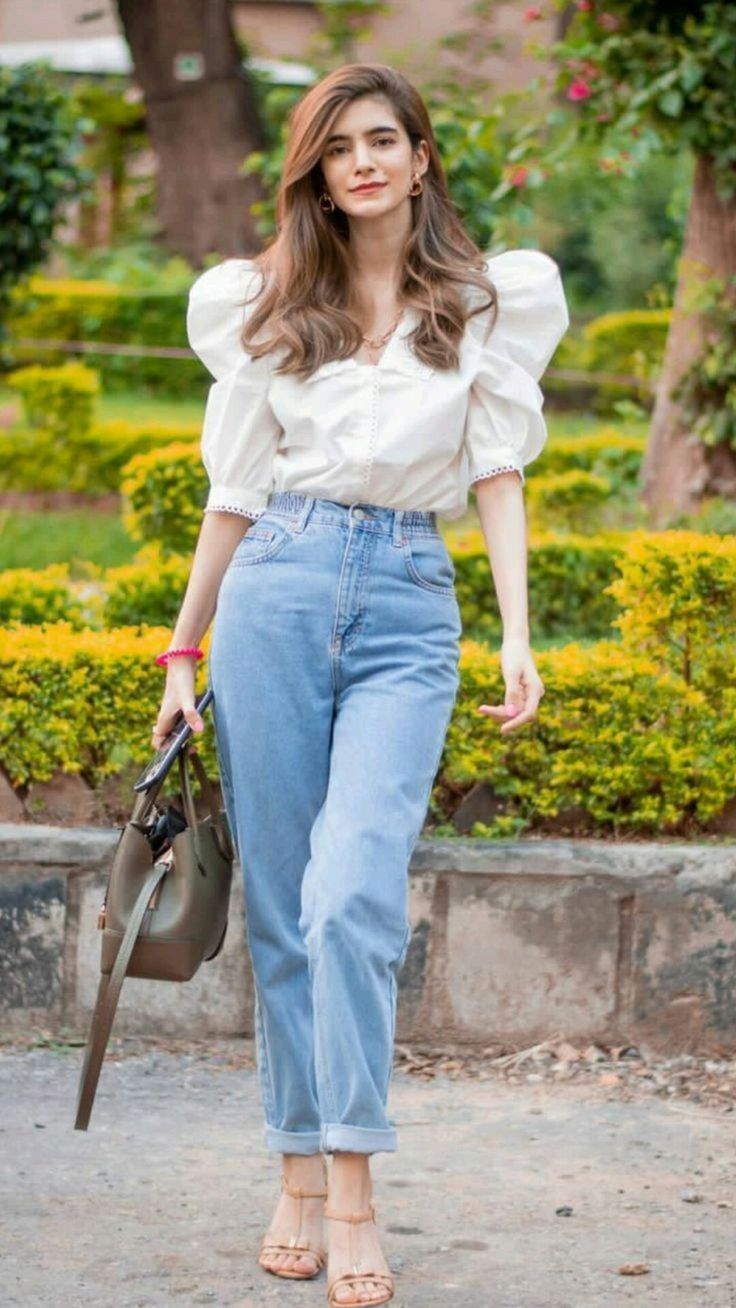 White Puff-Sleeve Jeans & Top