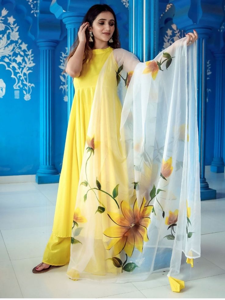 Sunflower Breeze Lawn 3PC Suit