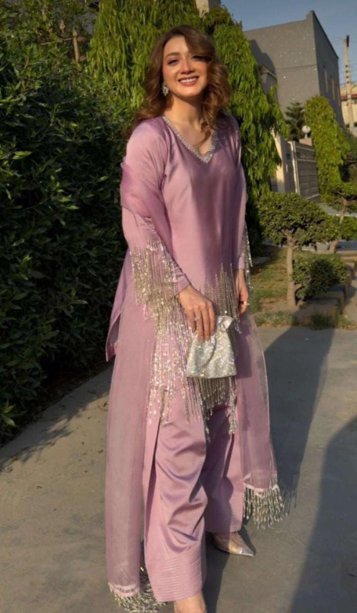 Embellished Kurta Set with Fringe Detailing